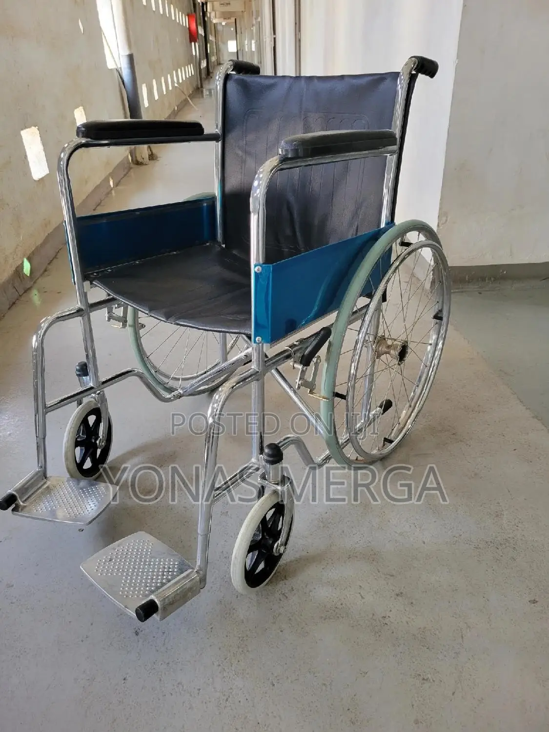 Normal Wheelchair膩士brakes for Safety and User Comfort文曰wheel