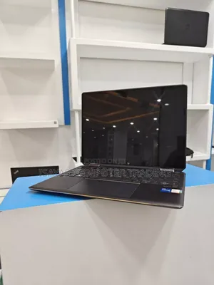 New Laptop HP Spectre 16GB Intel Core I7 SSD 512GB