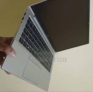 New Laptop HP EliteBook 840 G8 16GB Intel Core I7 SSD 512GB