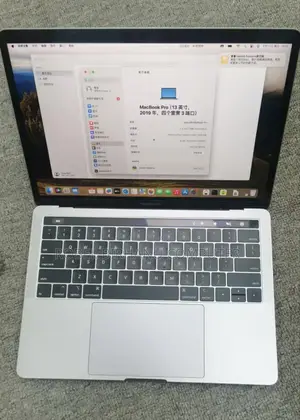 Photo - Laptop Apple MacBook Pro 2019 16GB Intel Core I5 SSD 256GB