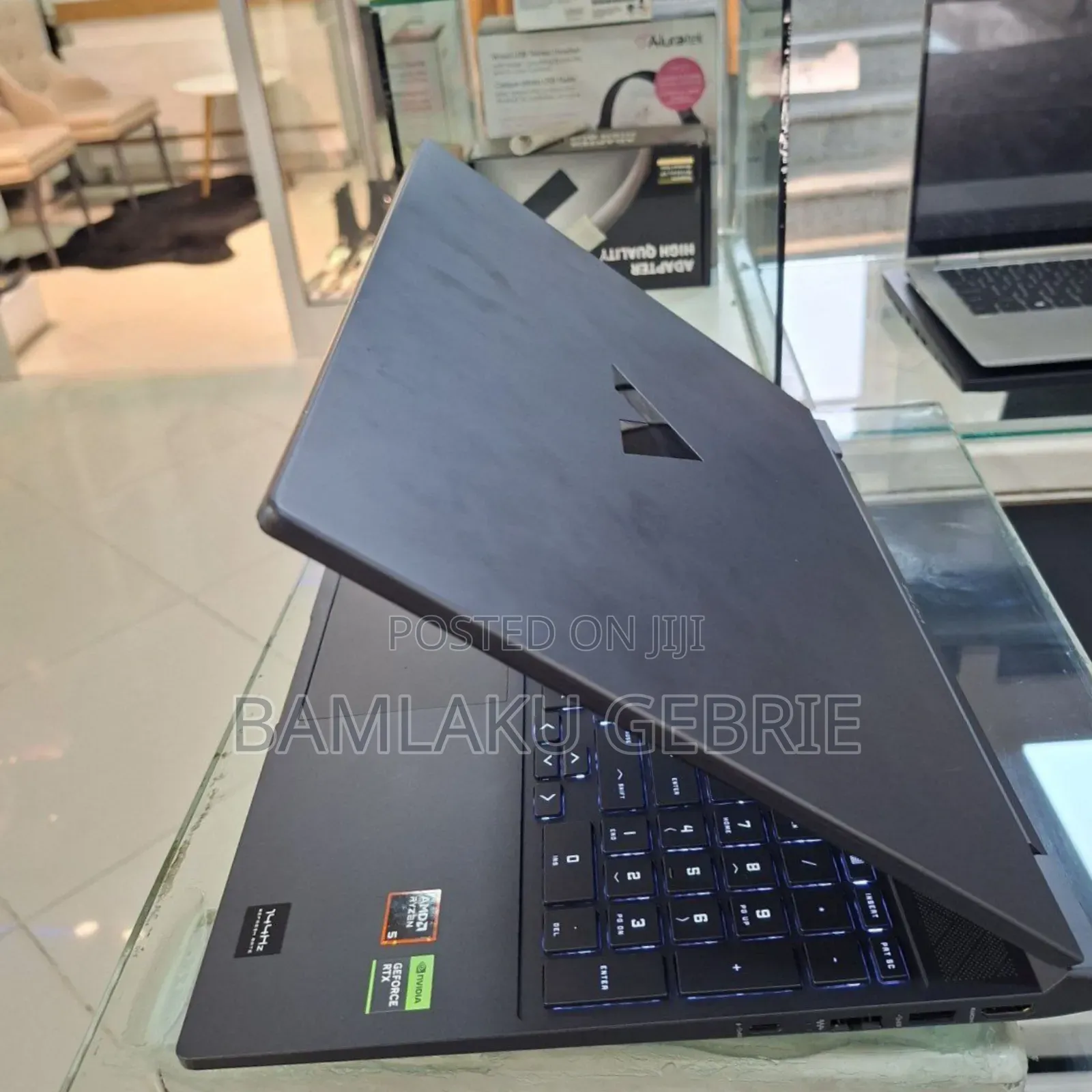 New Laptop HP Victus 15 16GB AMD Ryzen 5 SSD 512GB