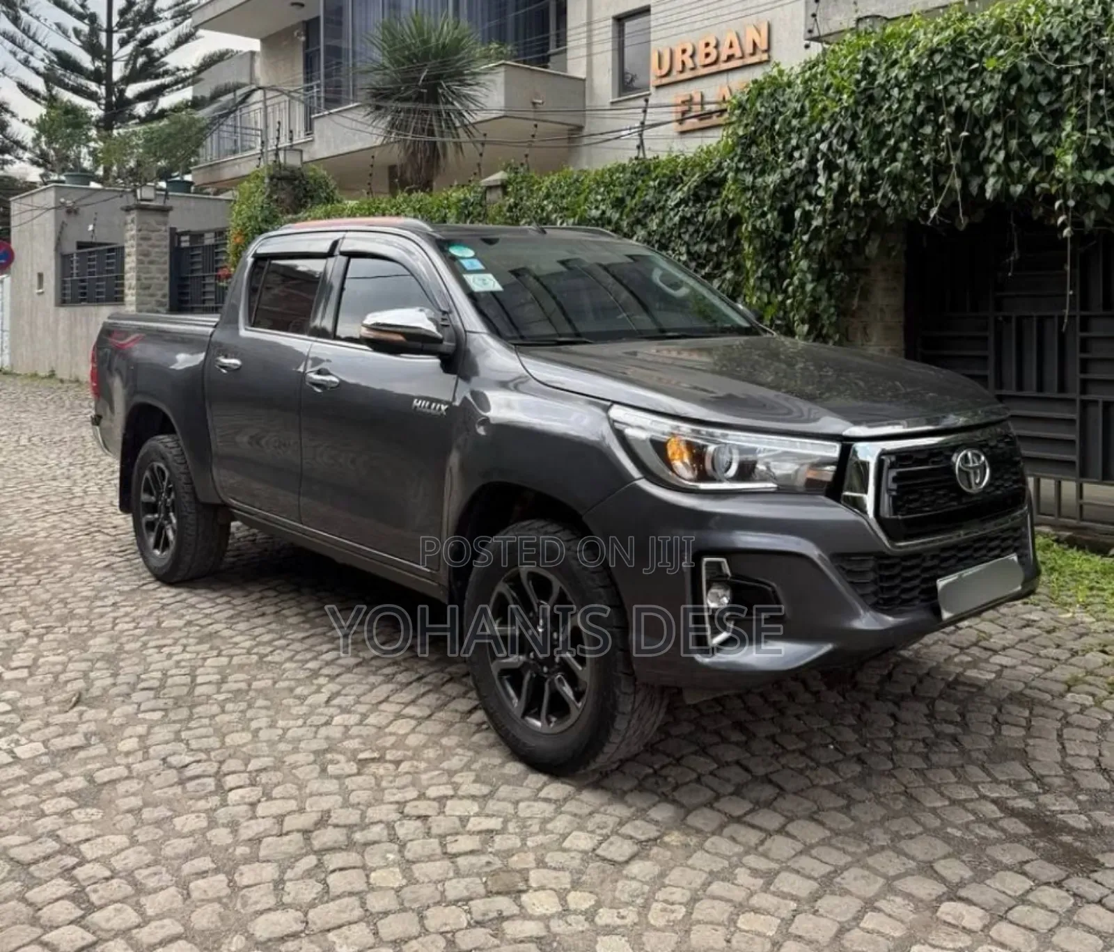 Toyota Hilux 2021 Blue