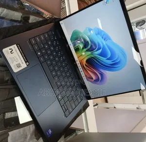 New Laptop HP 16GB Intel Core Ultra 7 SSD 1T