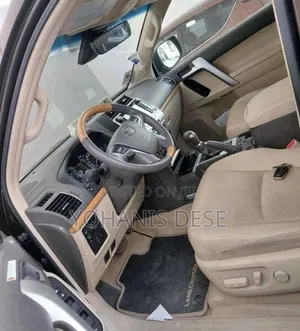 Toyota Land Cruiser Prado 2023 Gray