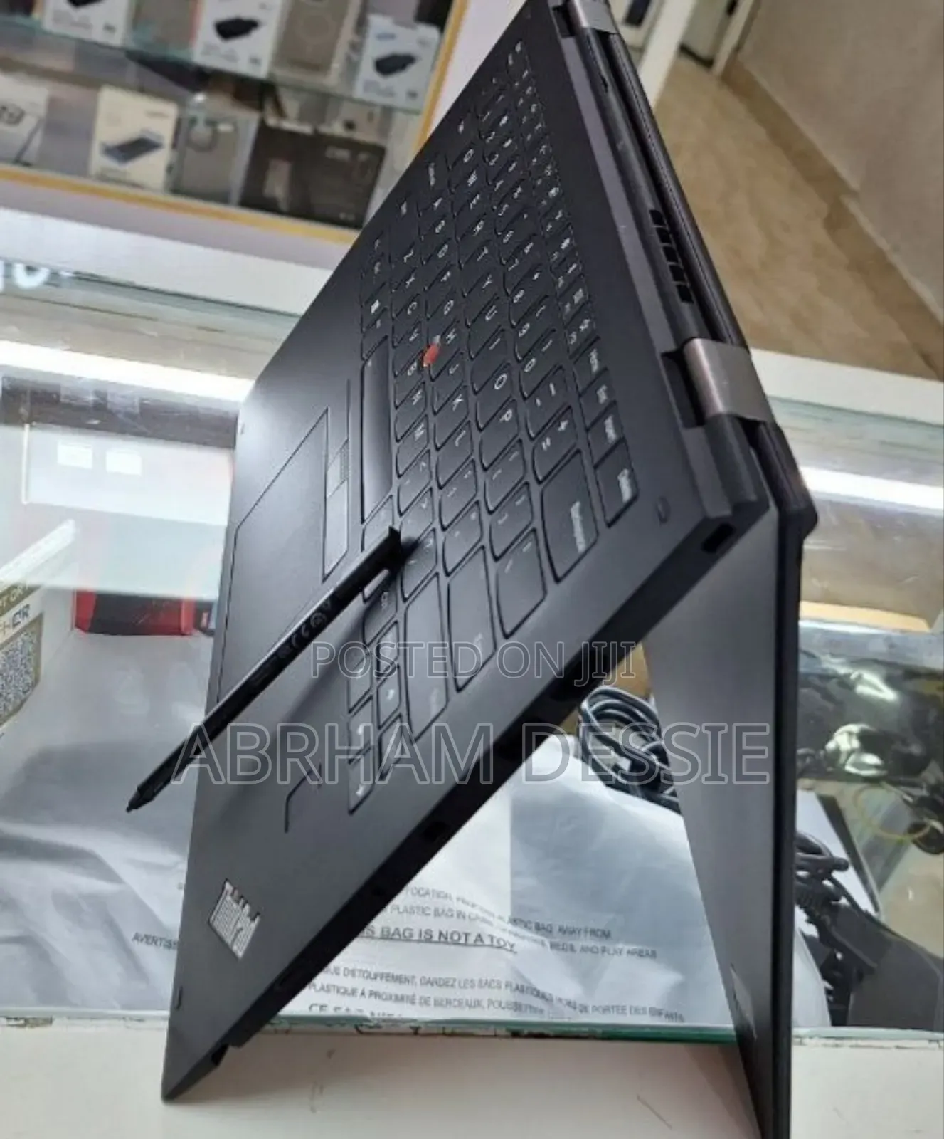 New Laptop Lenovo Thinkpad X1 Yoga 8GB Intel Core I5 SSD 512GB