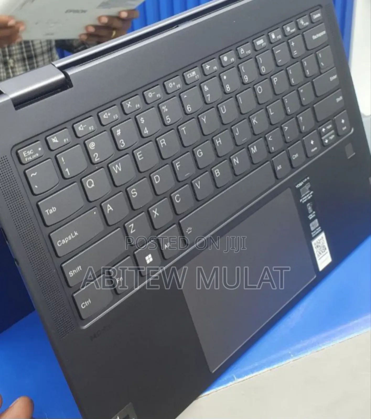 New Laptop Lenovo Yoga 7i 16GB Intel Core I7 SSD 512GB