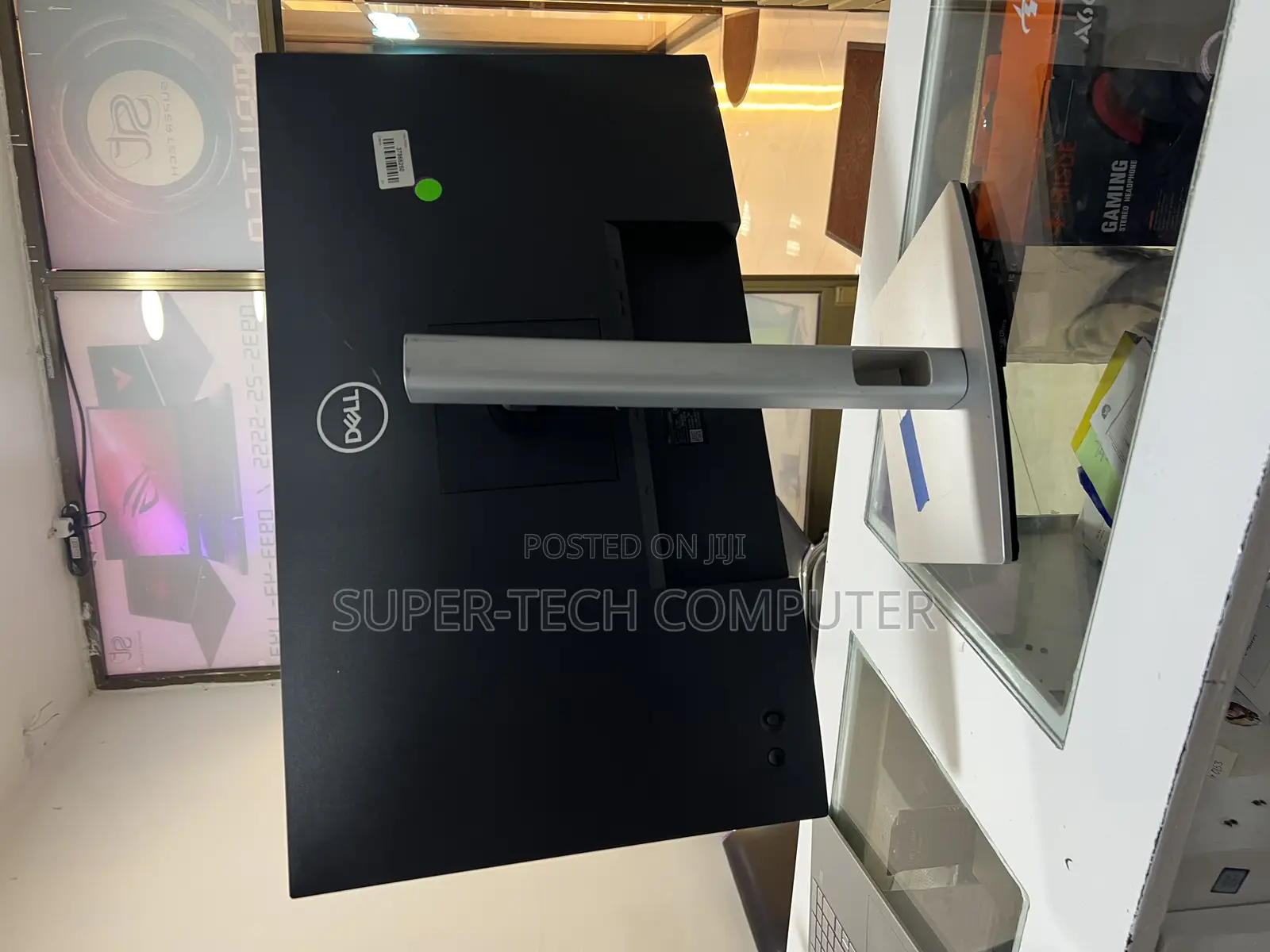 Dell 27 Inch Frameless Monitor by Discount Price Almost New