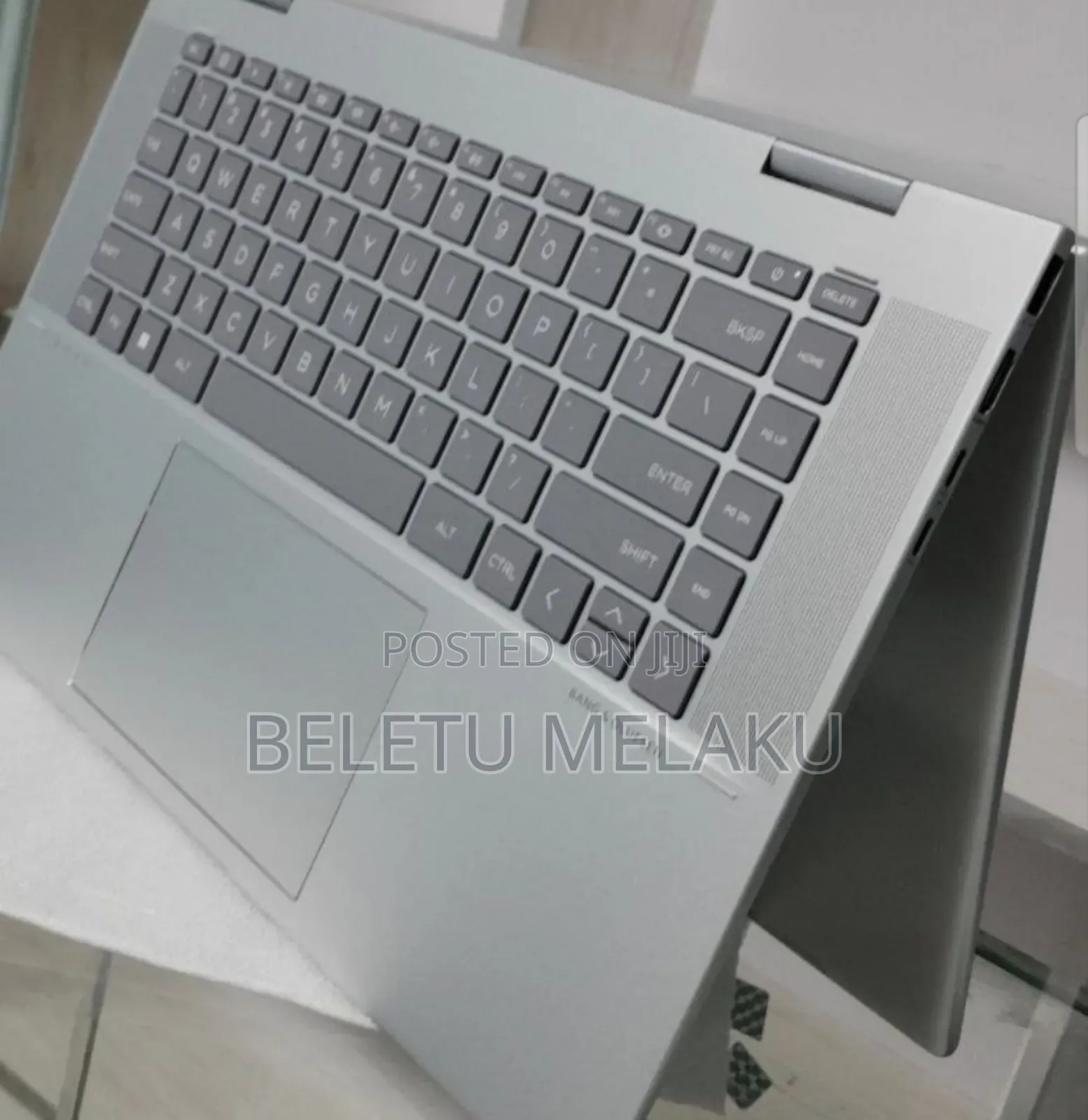 New Laptop HP Envy X360 8GB Intel Core I5 SSD 512GB