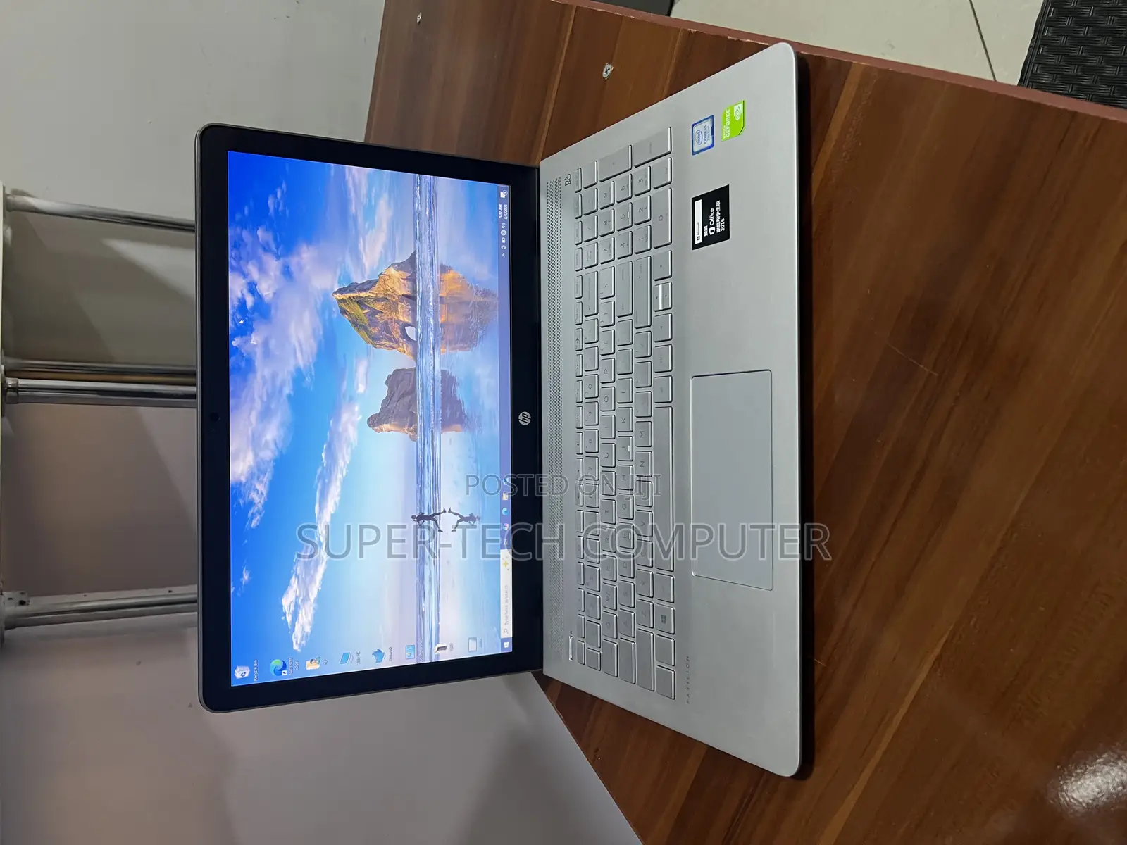 New Laptop HP Pavilion 15 8GB Intel Core I5 HDD+SSD 640GB