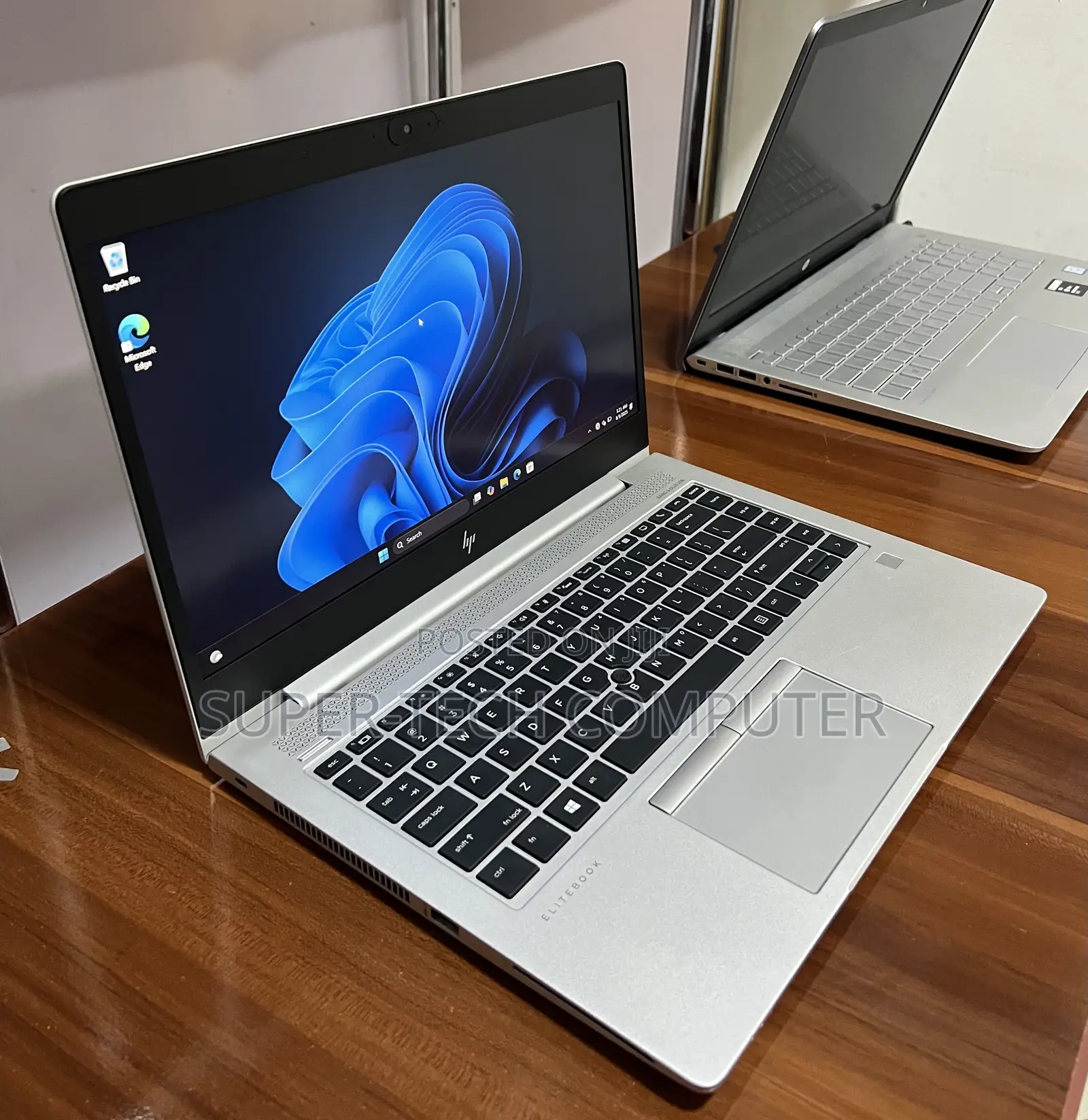 New Laptop HP EliteBook 840 G5 16GB Intel Core I7 SSD 512GB