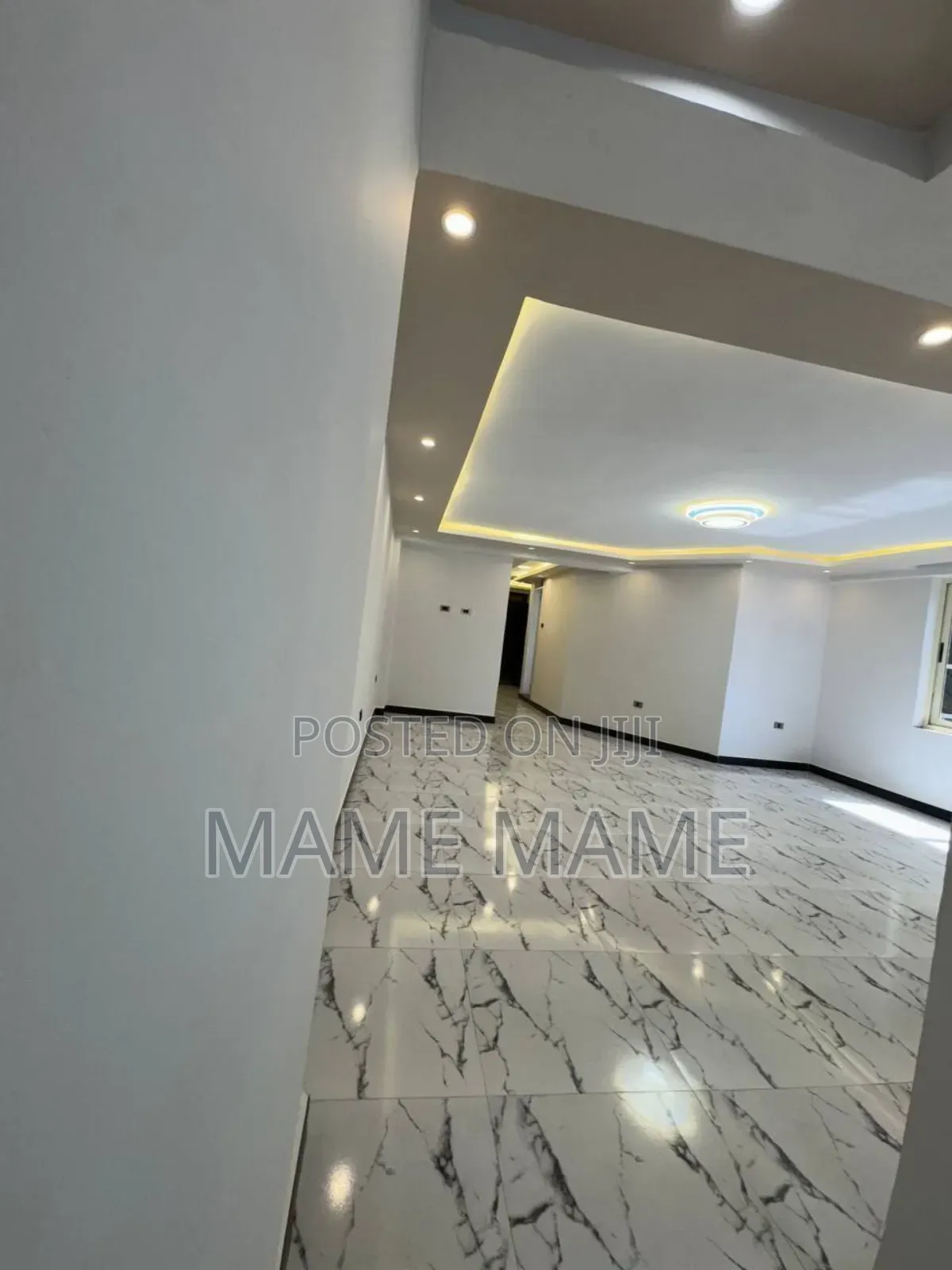 7bdrm House in Addis Abeba, Bole for sale