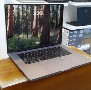 New Laptop Apple MacBook Pro M1 16GB Apple M1 Pro SSD 512GB