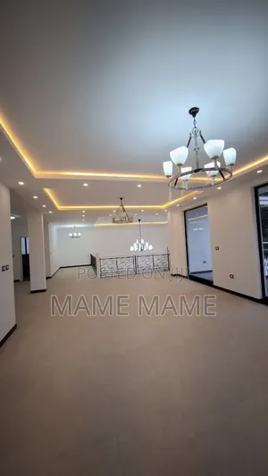 11bdrm House in Addis Abeba, Bole for sale