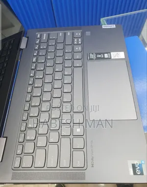 New Laptop Lenovo Yoga 7i 16GB Intel Core I7 SSD 512GB