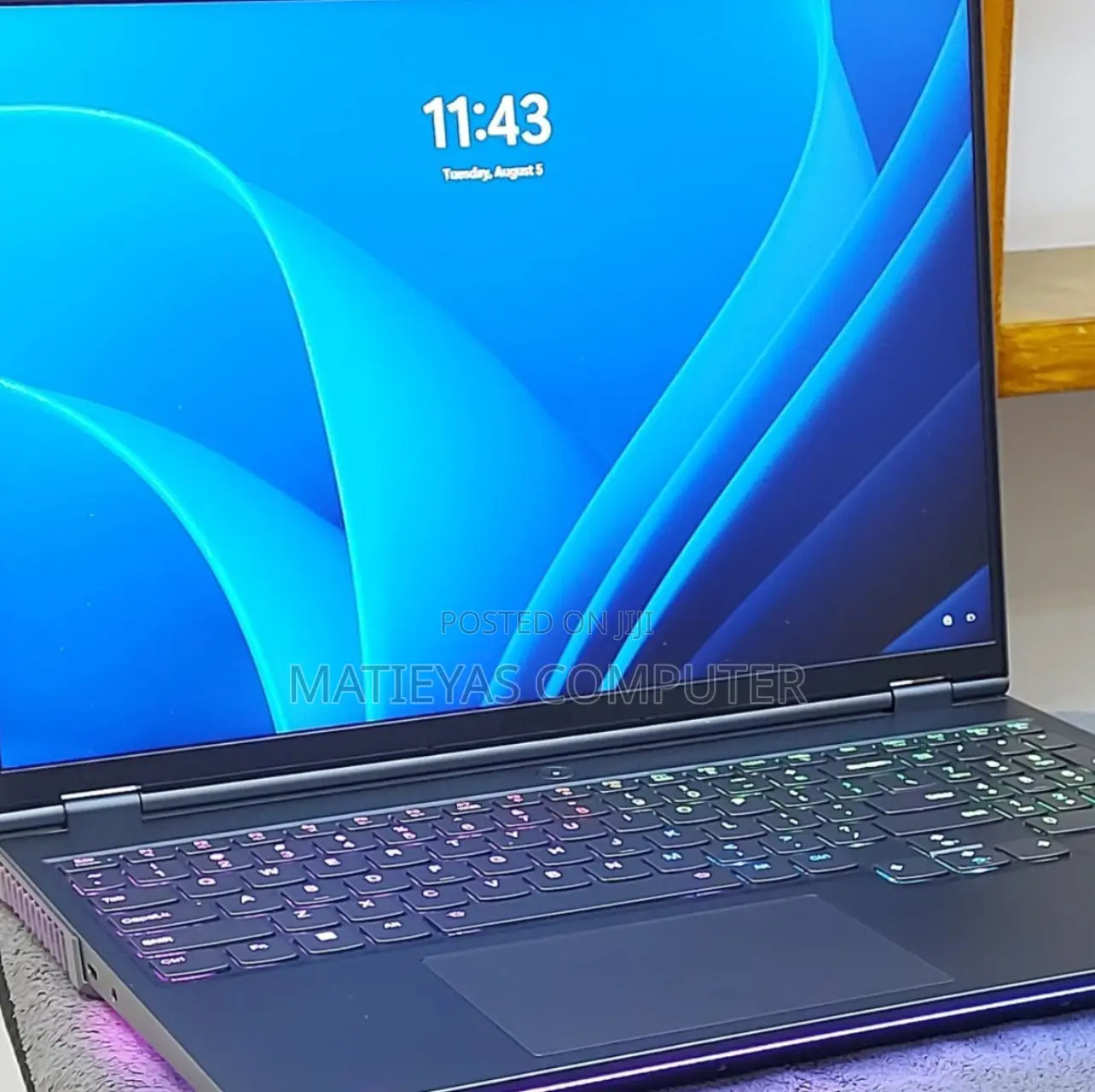 New Laptop Lenovo Legion 7 16GB AMD Ryzen 9 SSD 1T