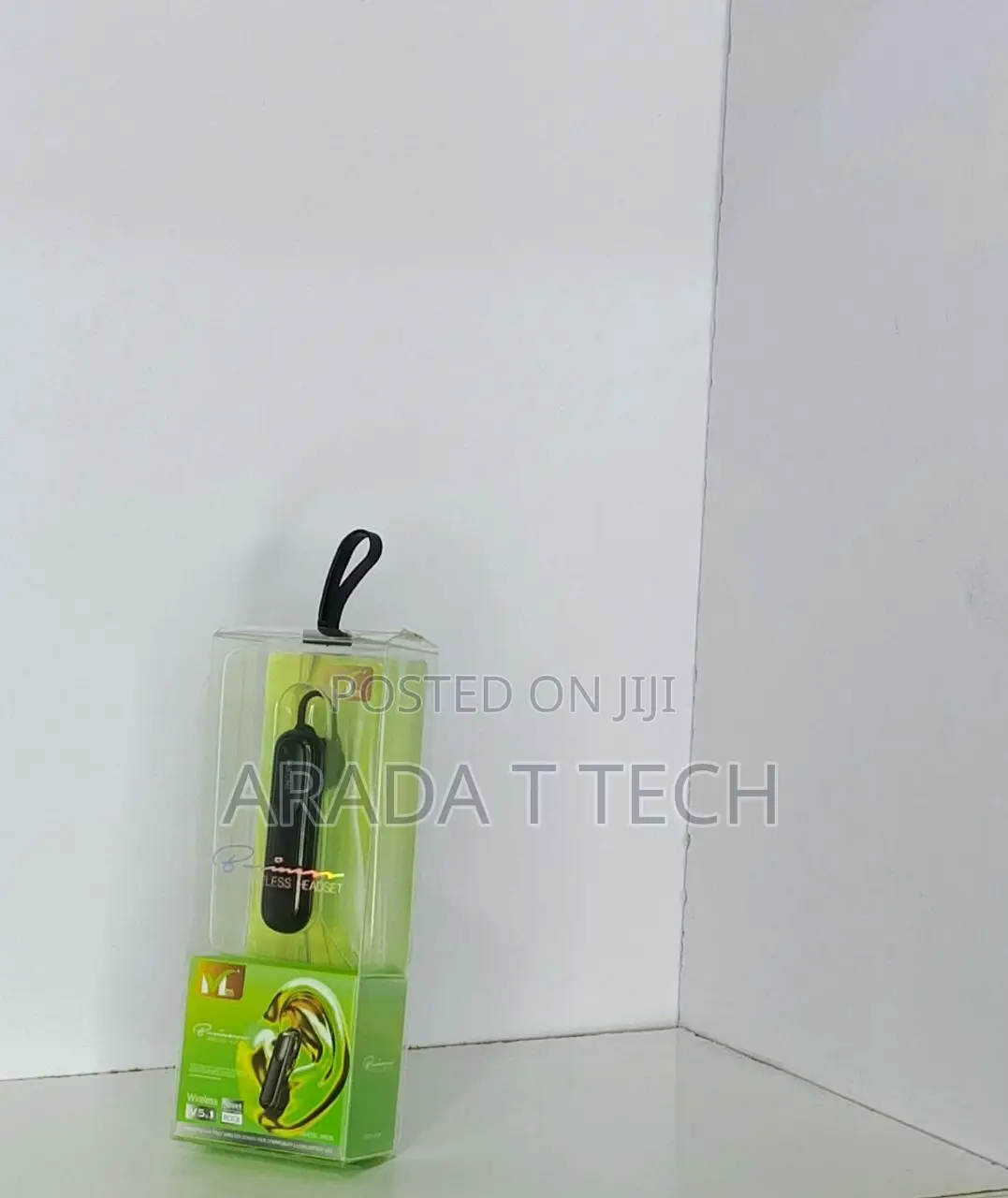 Moxom Mx-Wl37 in-Ear Bluetooth Headset.