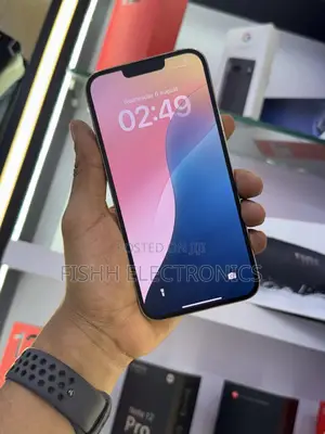 Photo - Apple iPhone 13 Pro Max 128 GB Gold