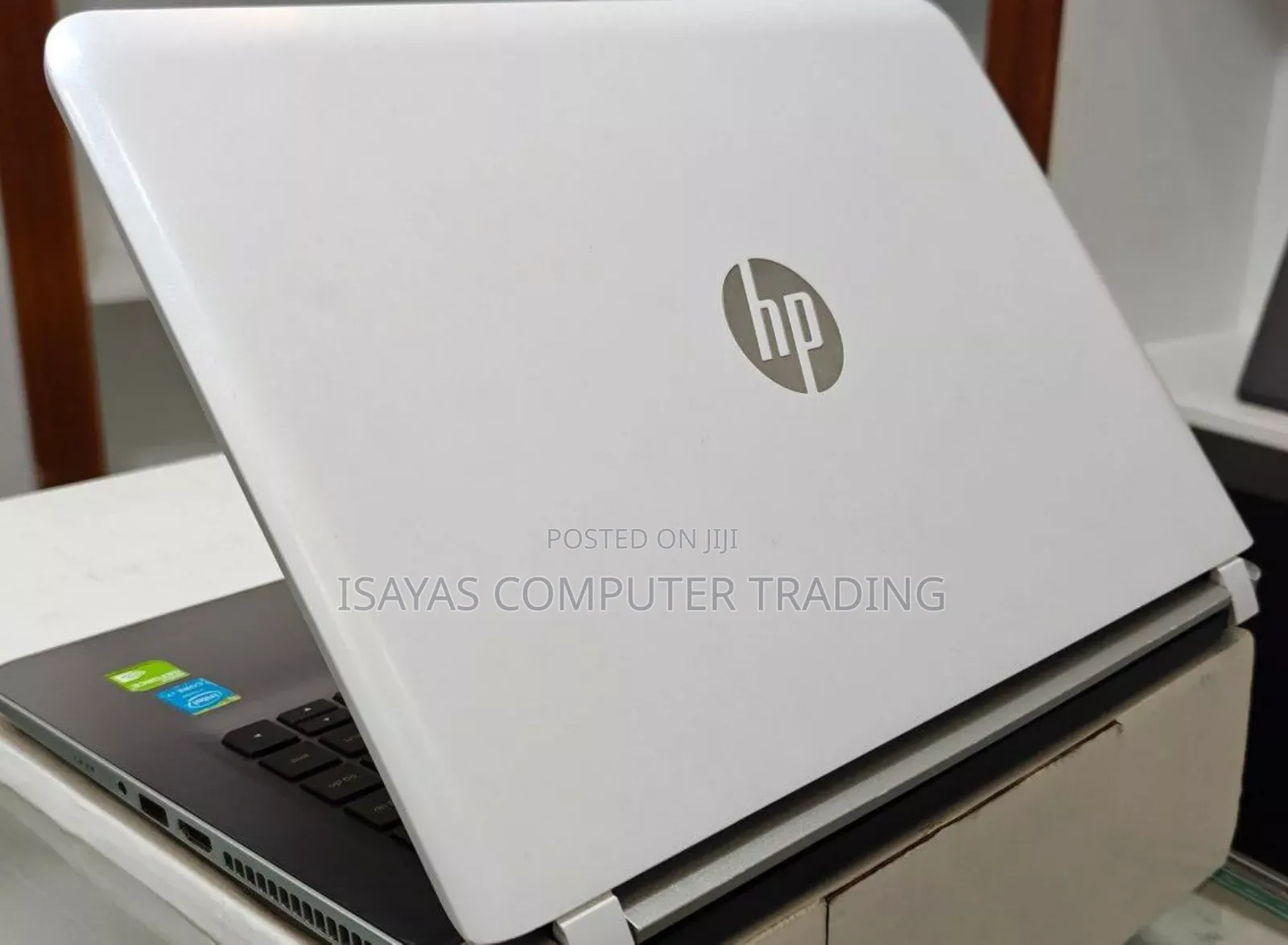 New Laptop HP Pavilion 14 8GB Intel Core I7 SSD 256GB