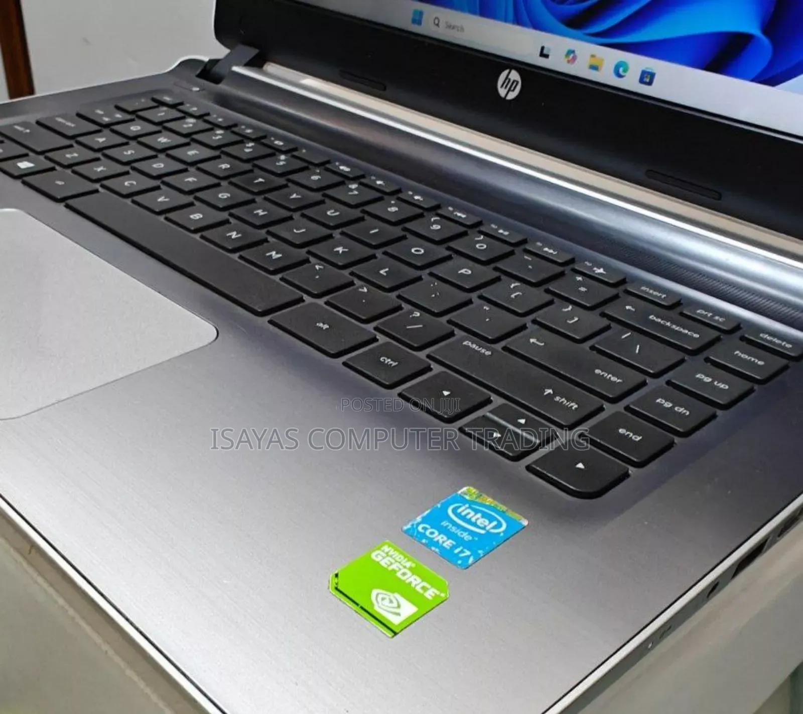 New Laptop HP Pavilion 14 8GB Intel Core I7 SSD 256GB