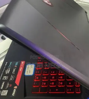 Photo - Laptop MSI 16GB Intel Core I7 SSD 512GB