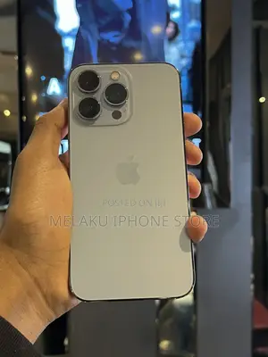 Photo - Apple iPhone 13 Pro 256 GB Blue