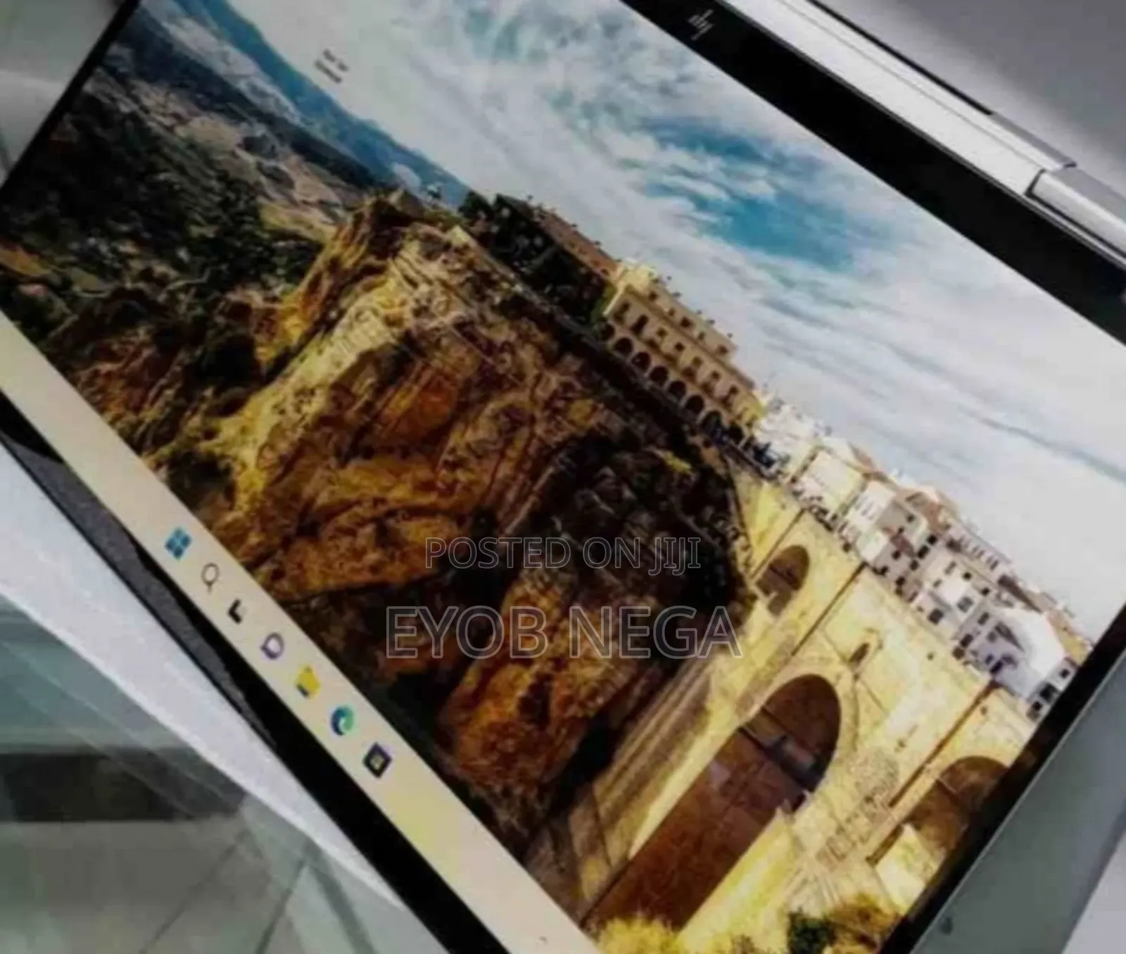 New Laptop HP Envy X360 8GB Intel Core I5 SSD 512GB