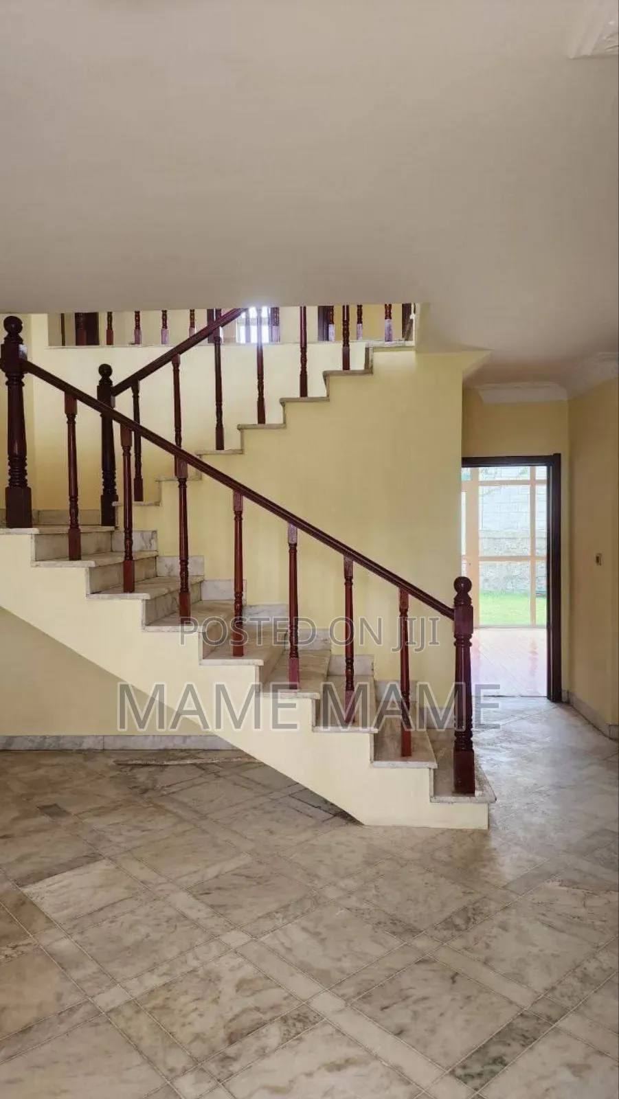5bdrm House in Addis Abeba, Bole for sale