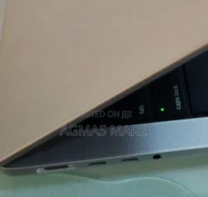 New Laptop Apple MacBook Pro M1 16GB Apple M1 Pro SSD 512GB