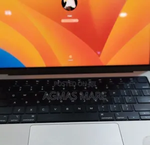 New Laptop Apple MacBook Pro M1 16GB Apple M1 Pro SSD 512GB