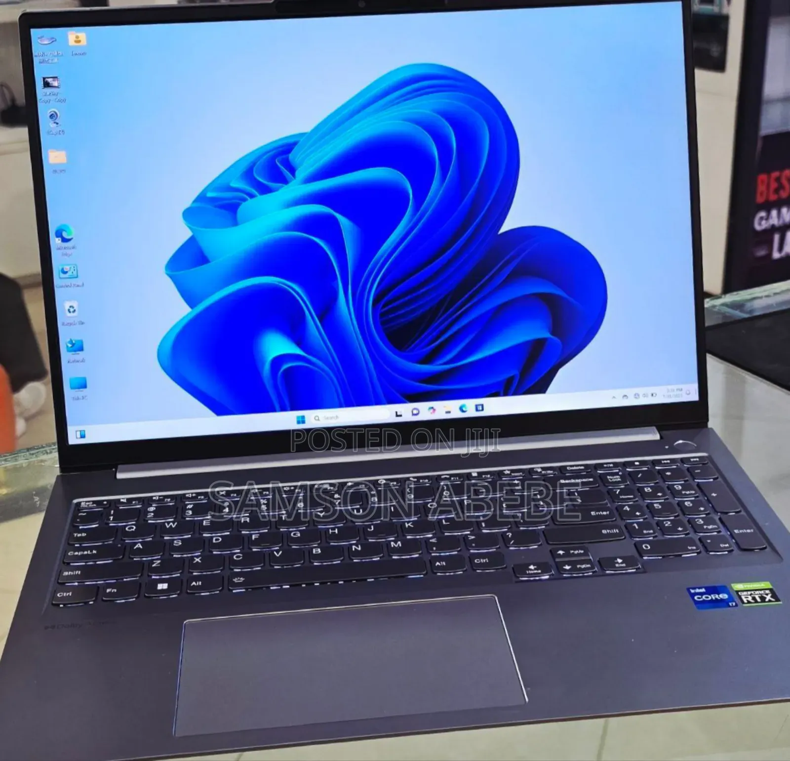 New Laptop Lenovo ThinkPad Yoga 32GB Intel Core I7 SSD 512GB