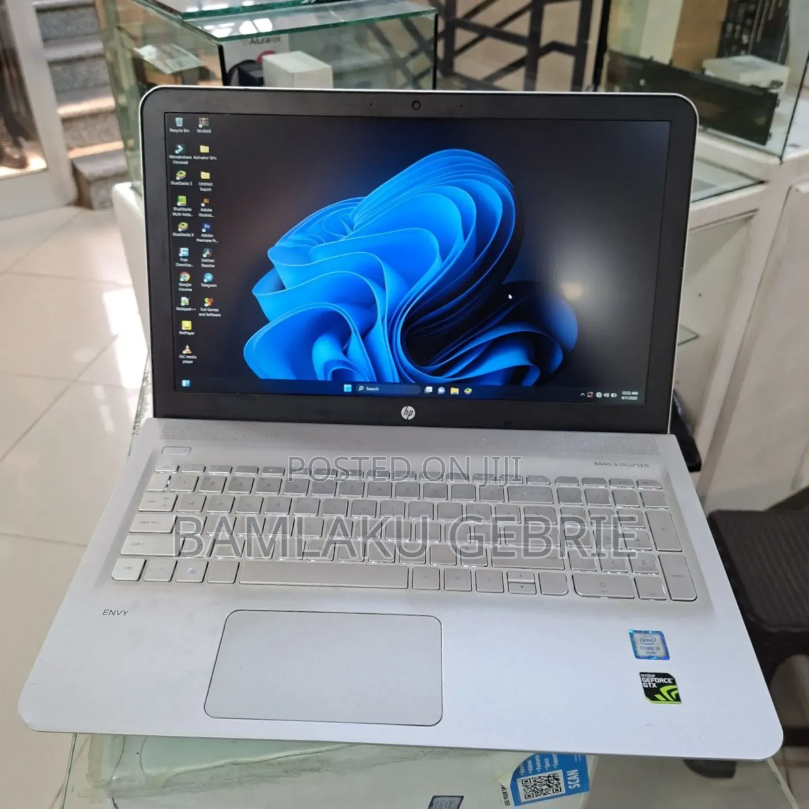 New Laptop HP Envy 16 Gaming 16-H1023dx 12GB Intel Core I5 SSD 1T