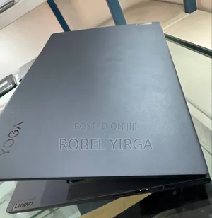 New Laptop Lenovo Yoga 700 16GB AMD Ryzen 7 SSD 512GB