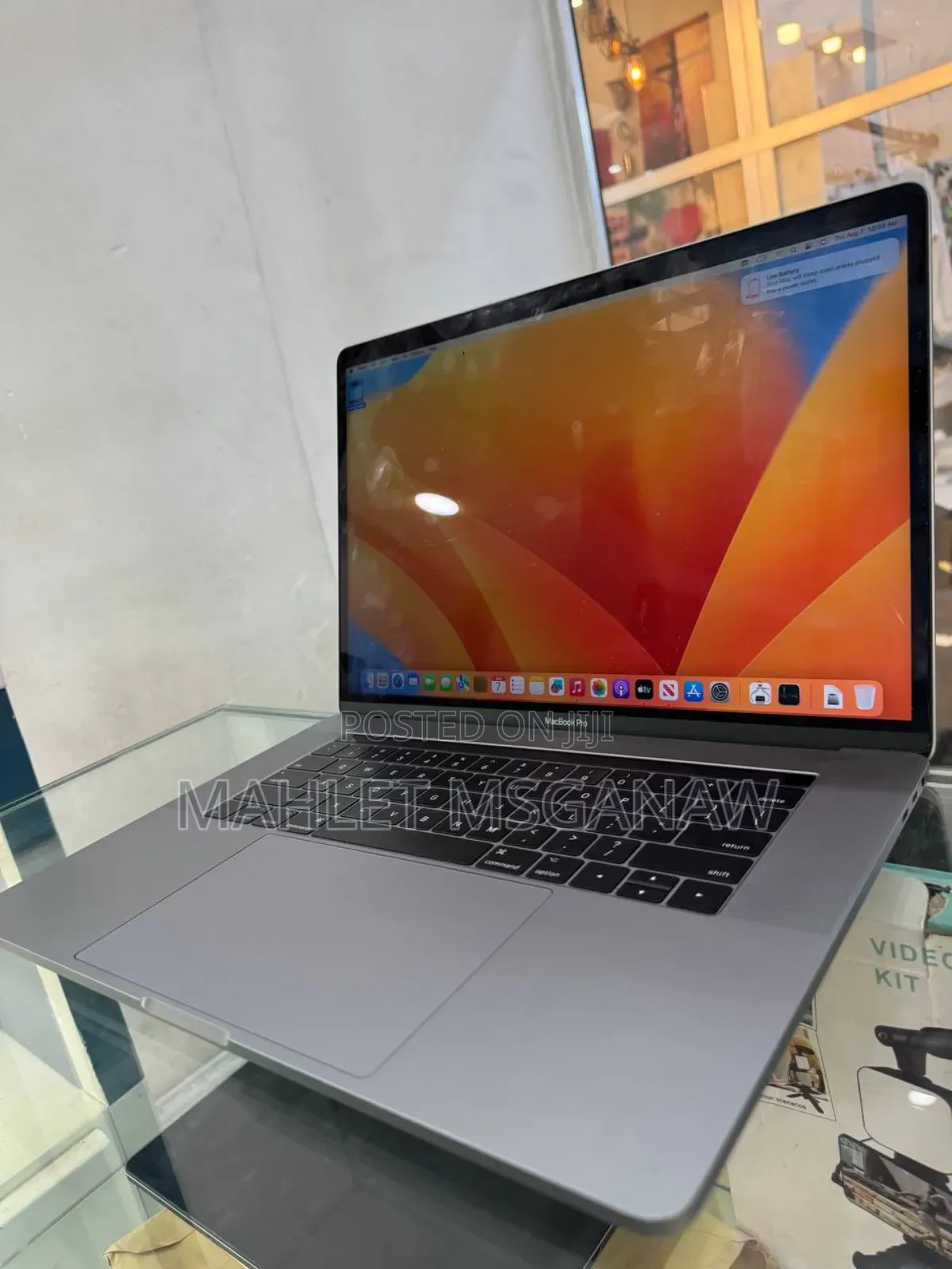 New Laptop Apple MacBook Pro 2017 16GB Intel Core I7 SSD 512GB