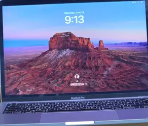 New Laptop Apple MacBook Pro M1 8GB Apple M2 SSD 256GB