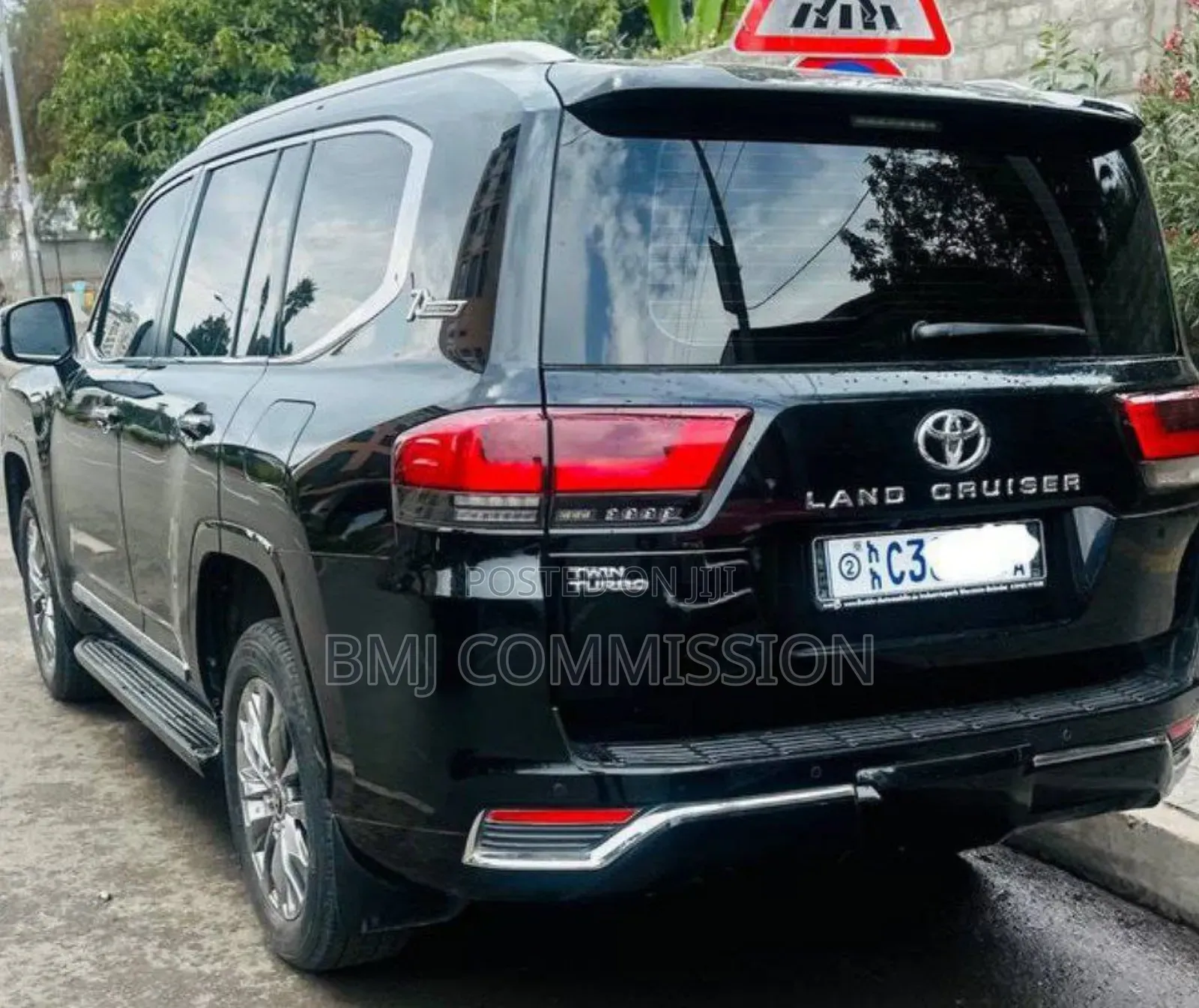 Toyota Land Cruiser 2023 Black