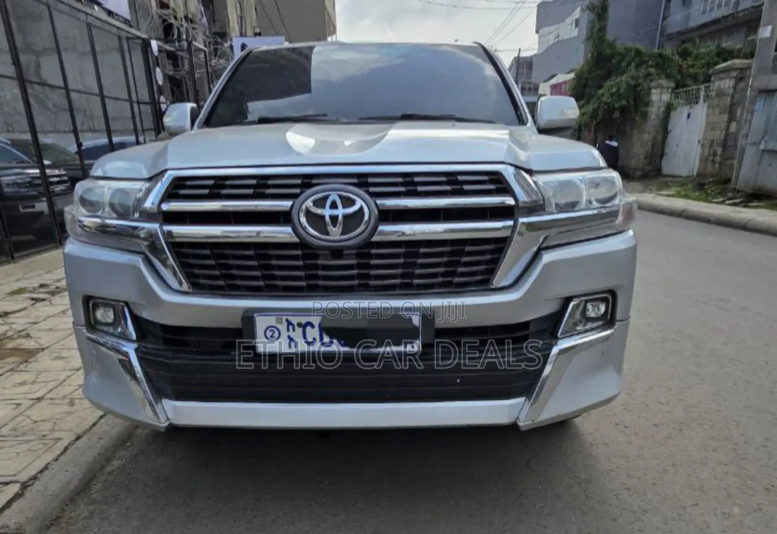 Toyota Land Cruiser 2011 Silver