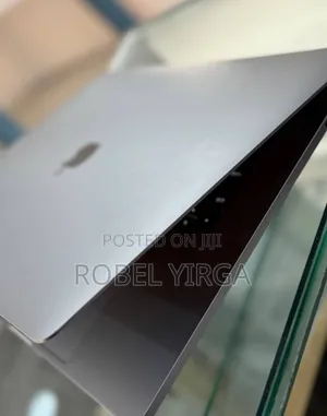 New Laptop Apple MacBook Pro M1 16GB Intel Core I7 SSD 512GB