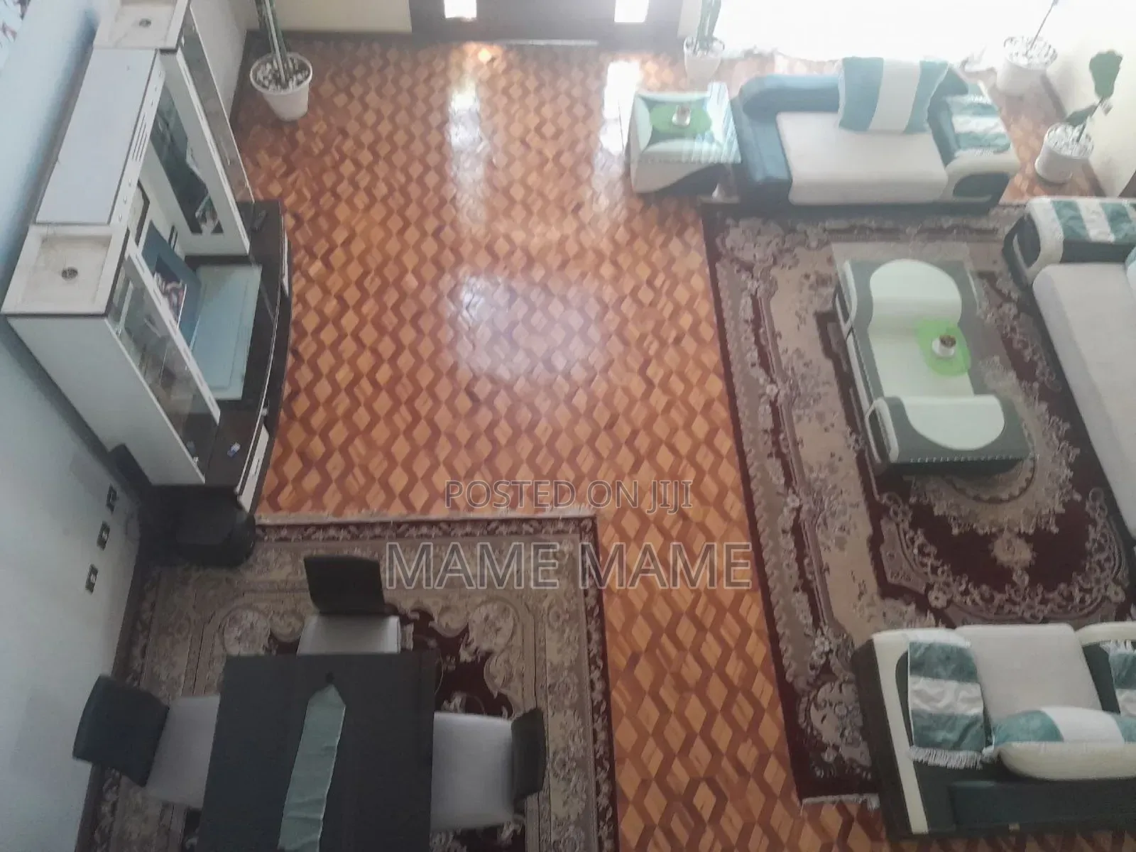 5bdrm House in Addis Abeba, Bole for sale