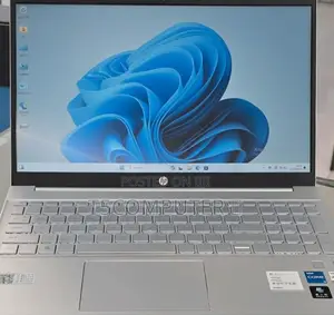 New Laptop HP Pavilion 15 16GB Intel Core I5 SSD 1T