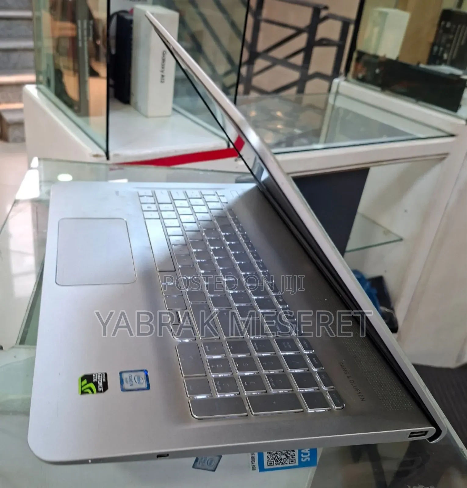 New Laptop HP Envy 15 12GB Intel Core I5 HDD 1T