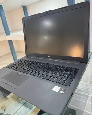 New Laptop HP Stream Notebook 8GB Intel Core I5 HDD 1T