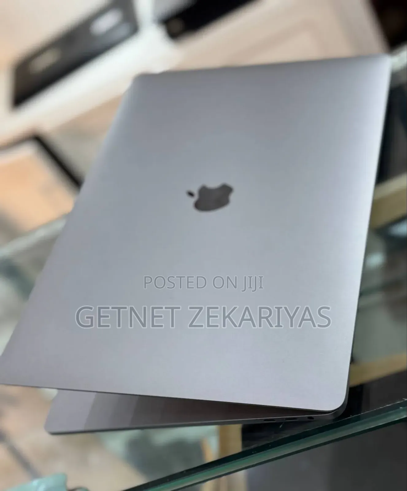 New Laptop Apple MacBook Pro 2017 16GB Intel Core I7 SSD 512GB