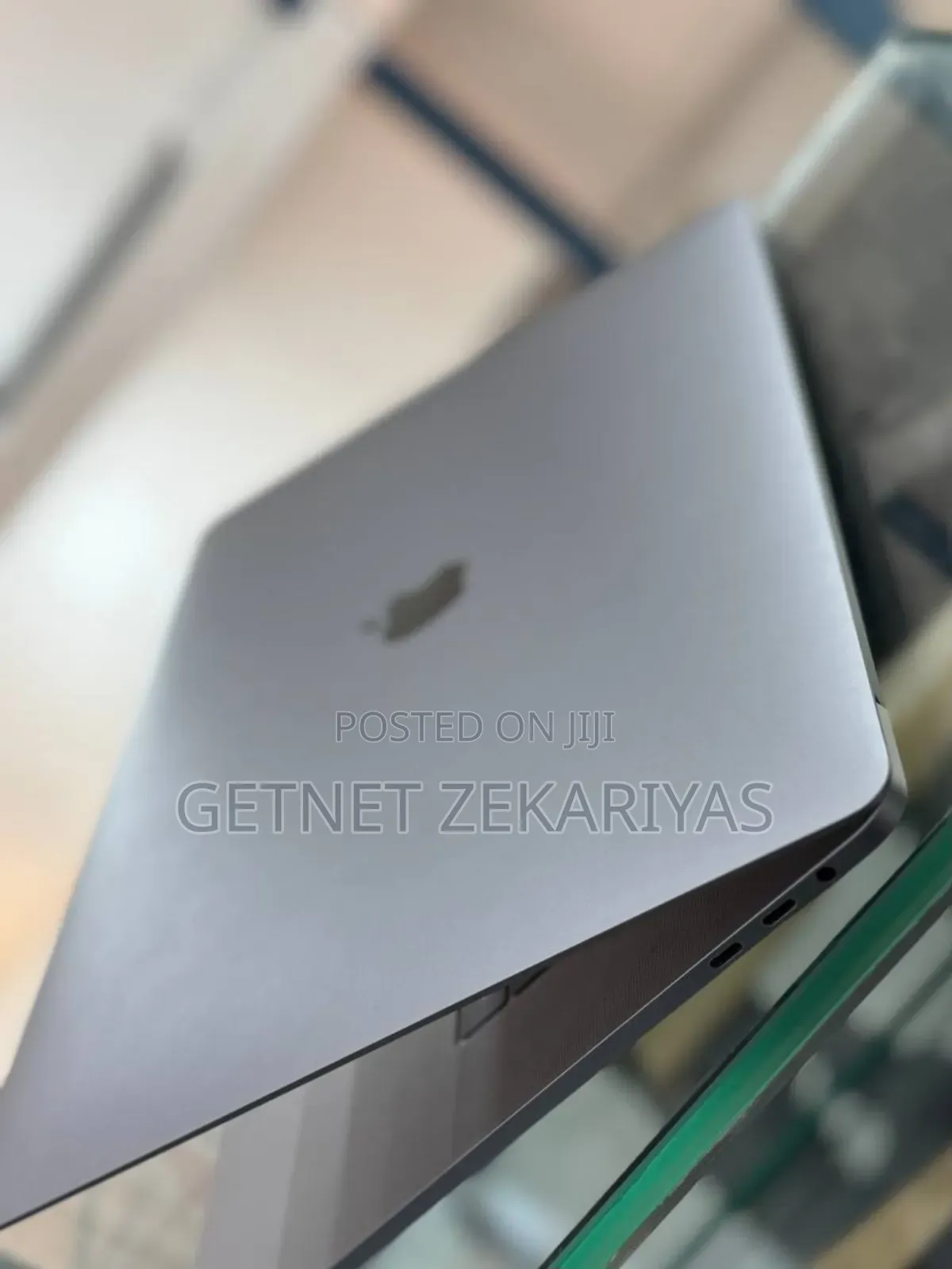 New Laptop Apple MacBook Pro 2017 16GB Intel Core I7 SSD 512GB