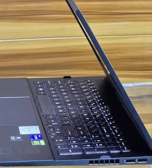 New Laptop HP Omen 16 16GB Intel Core I7 SSD 512GB