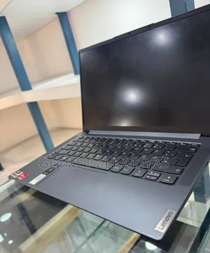 New Laptop Lenovo Yoga 700 16GB AMD Ryzen 7 SSD 512GB