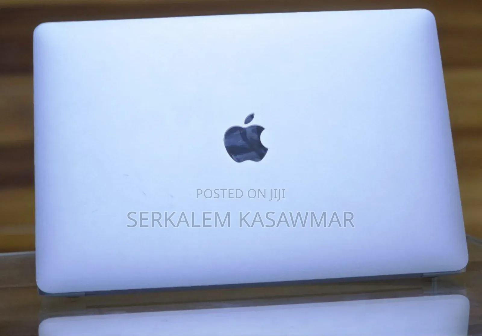 New Laptop Apple MacBook Pro 8GB Apple M2 SSD 256GB