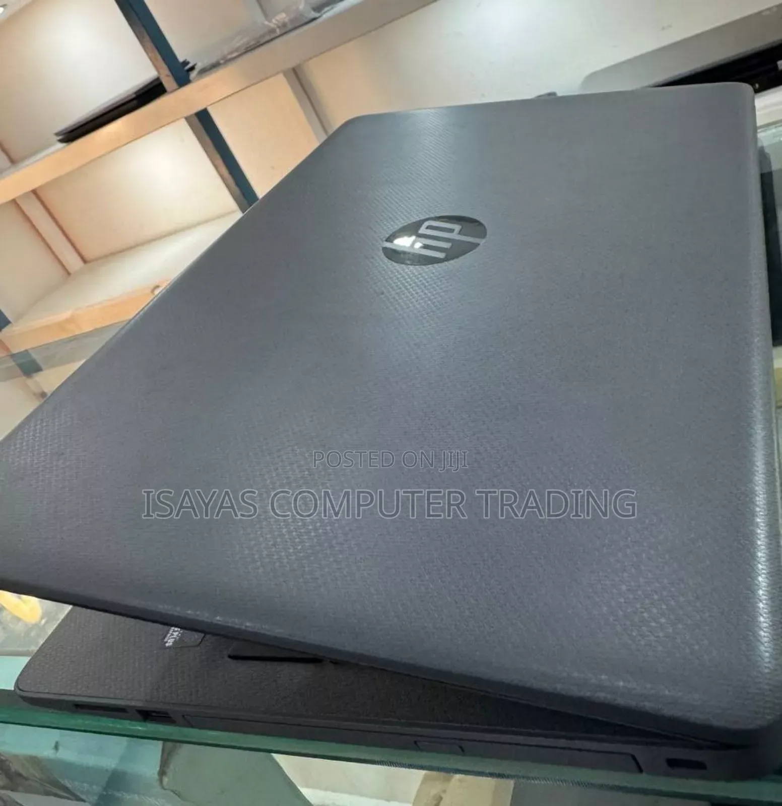 New Laptop HP Stream Notebook 8GB Intel Core I7 HDD 1T