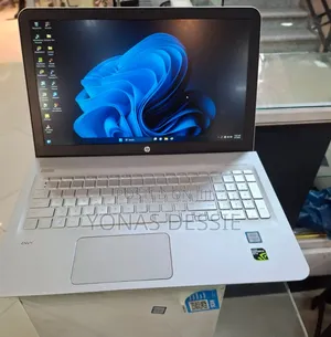 New Laptop HP Envy 15 12GB Intel Core i5 HDD 1T