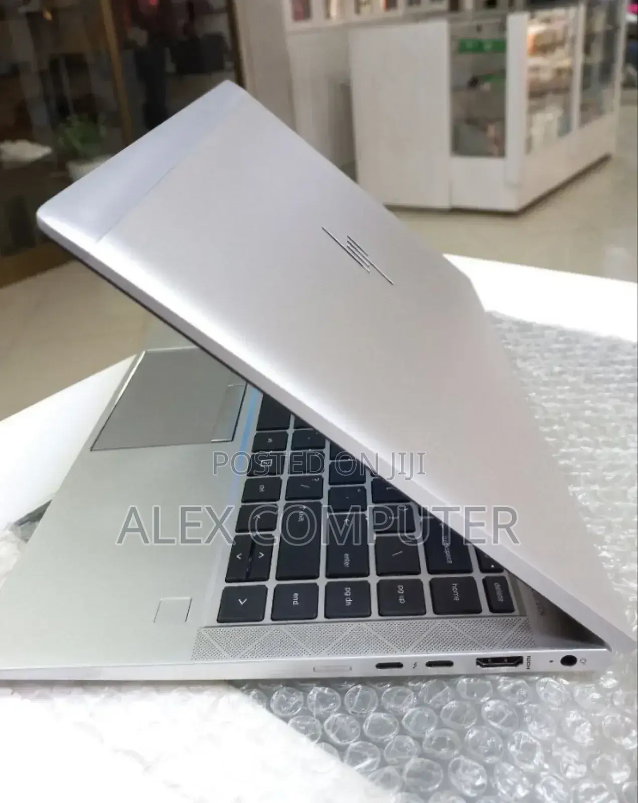 New Laptop HP EliteBook 840 G8 16GB Intel Core I7 SSD 512GB