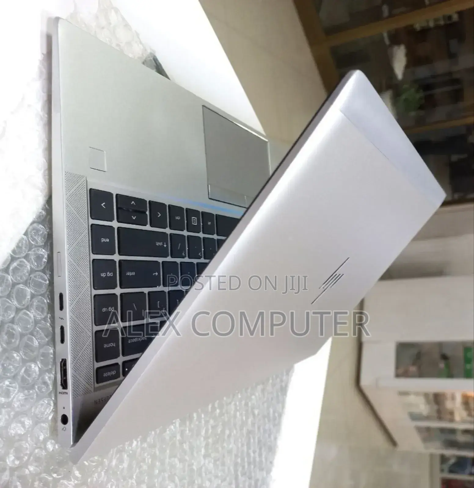 New Laptop HP EliteBook 840 G8 16GB Intel Core I7 SSD 512GB